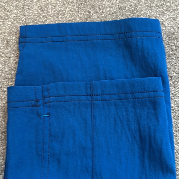 WonderWink Style 5814 Spread Good Cheer Scrub Pants size XS ~ worn once ~ - Picture 6 of 8